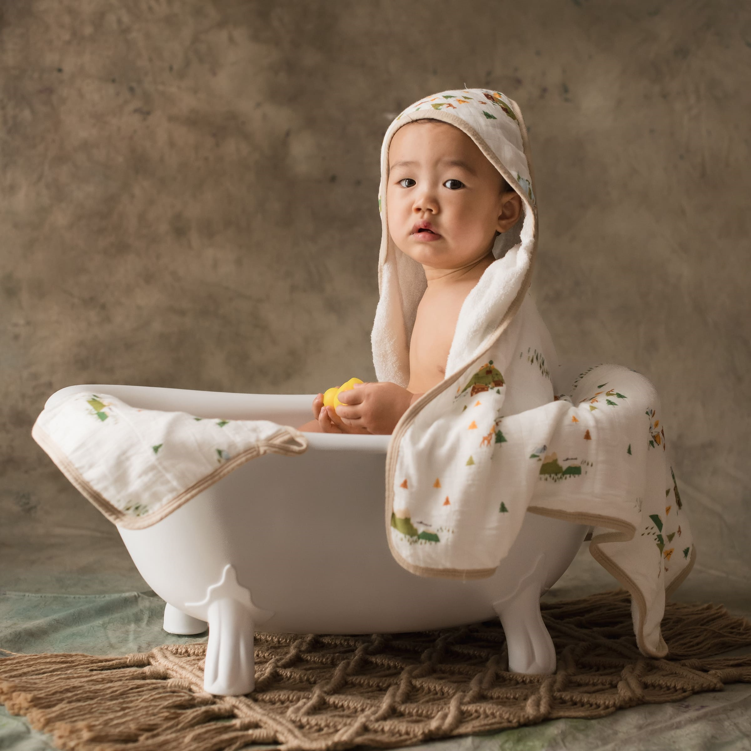 Bộ khăn choàng tắm có mũ và khăn lau cho bé muslin Little Rei, 100% sợi tre tự nhiên, mềm mại và thấm hút tốt, an toàn cho da bé