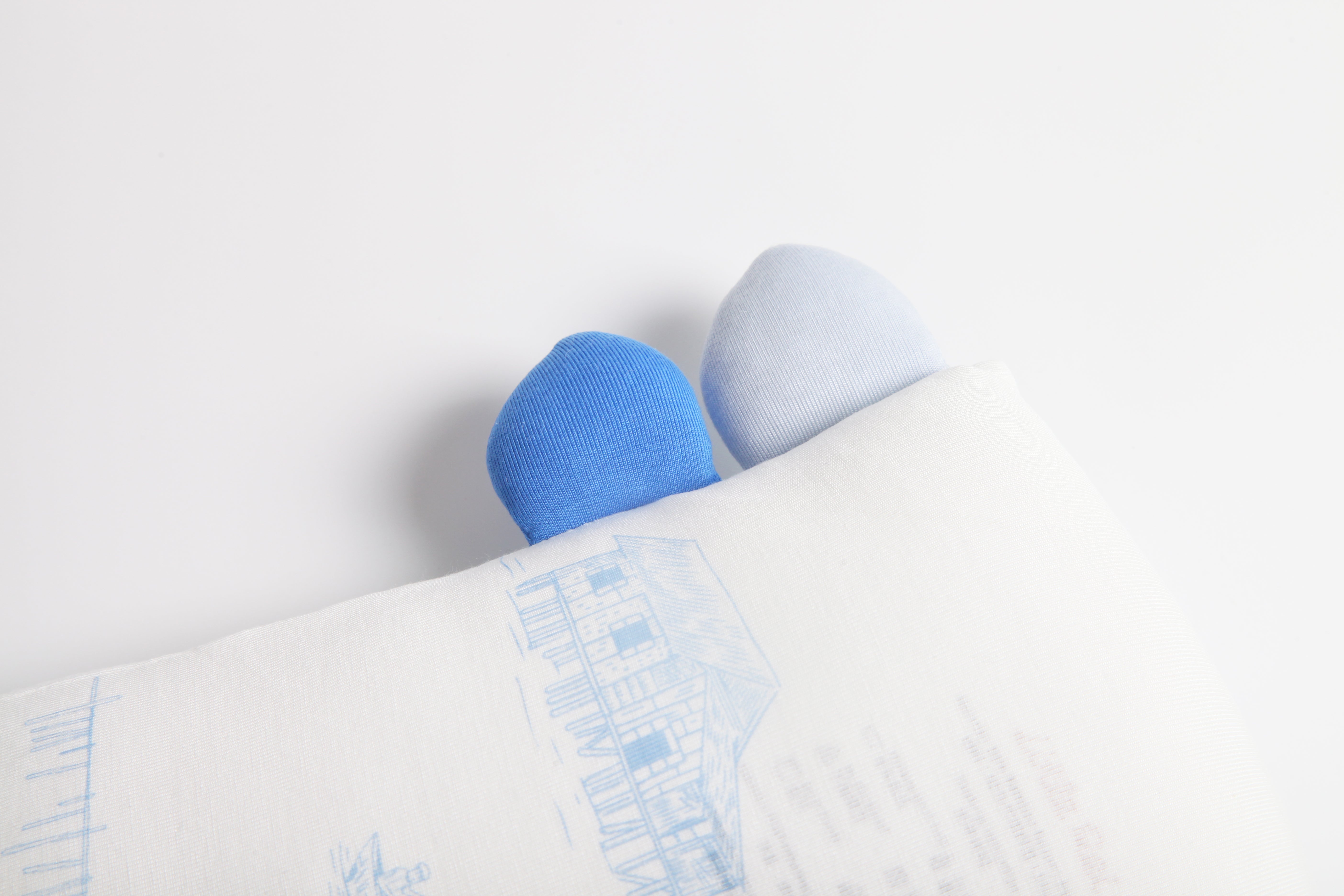Little Rei premium bamboo fiber pillow, 100% polyester pillow core, soft, breathable for good sleep
