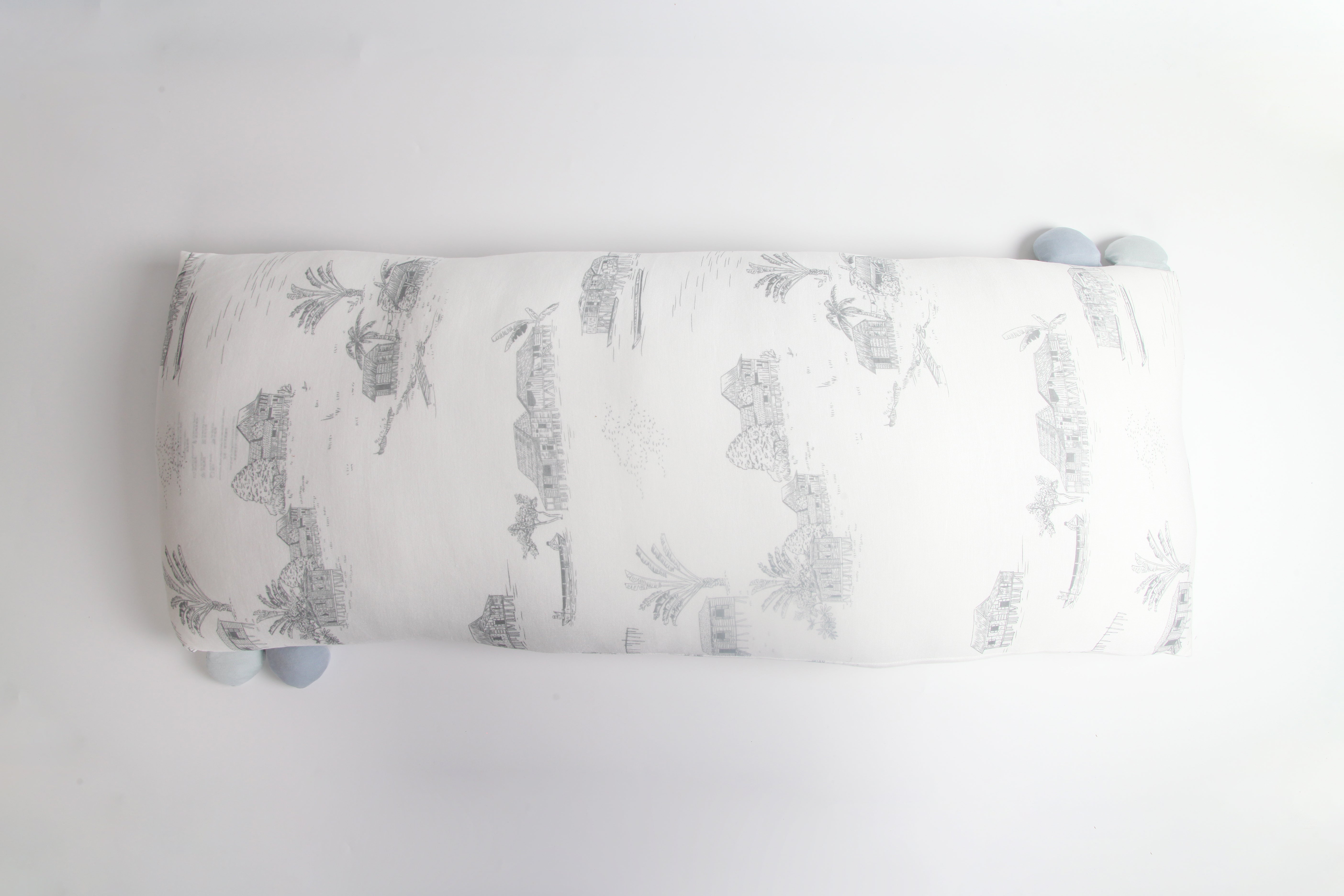 Little Rei premium bamboo fiber pillow, 100% polyester pillow core, soft, breathable for good sleep