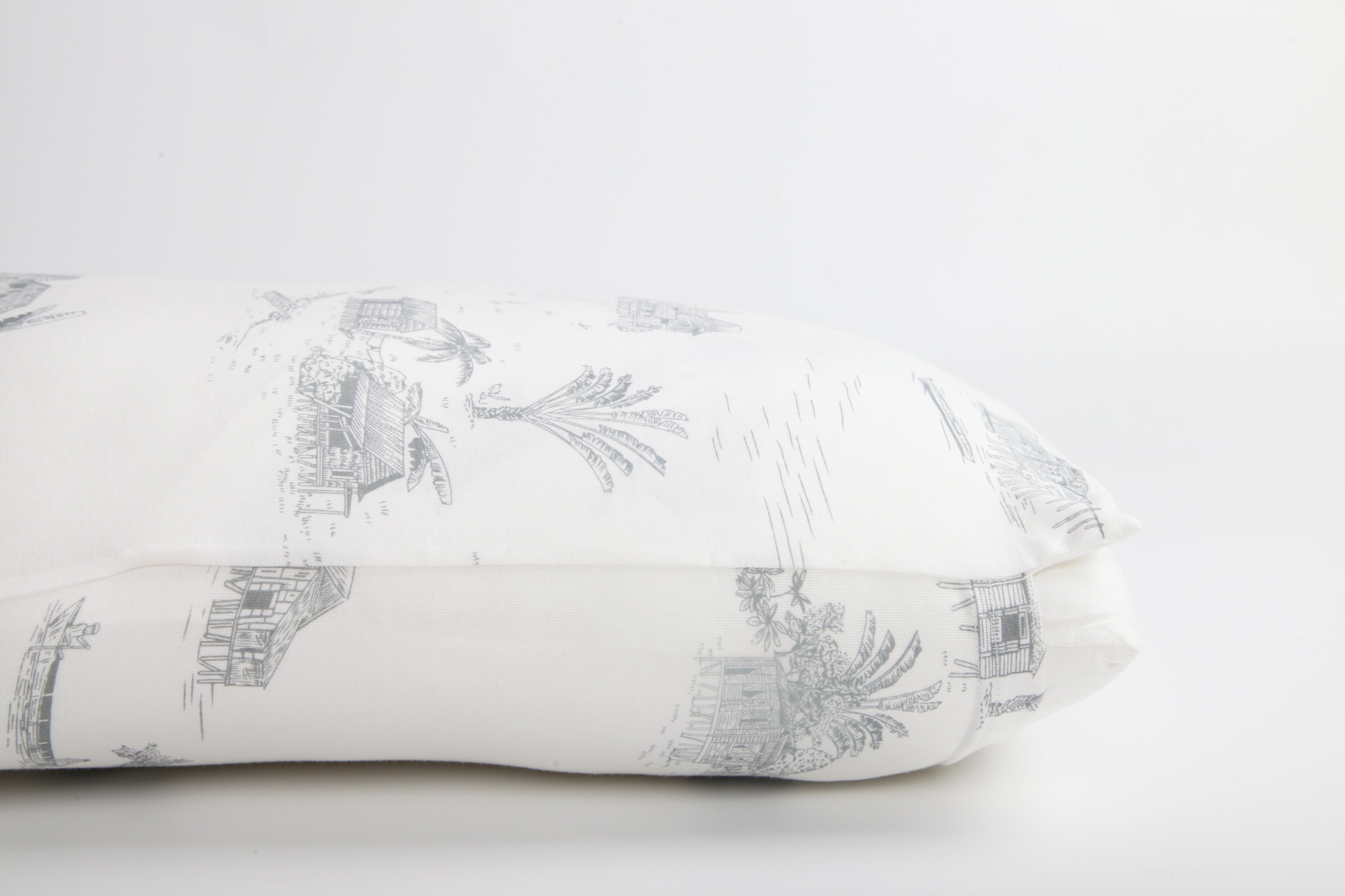 Little Rei premium bamboo fiber pillow, 100% polyester pillow core, soft, breathable for good sleep