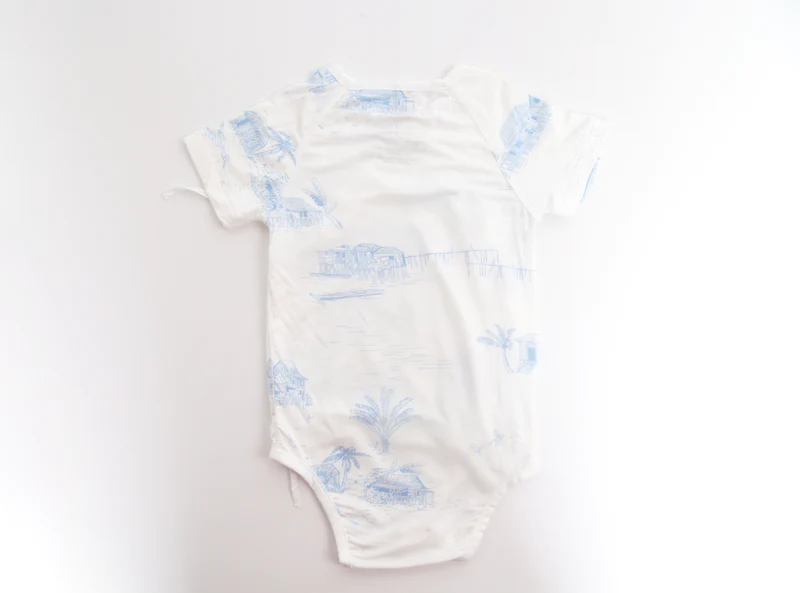 Little Rei gift set of baby clothes, bodysuit and hat, high quality bamboo fabric