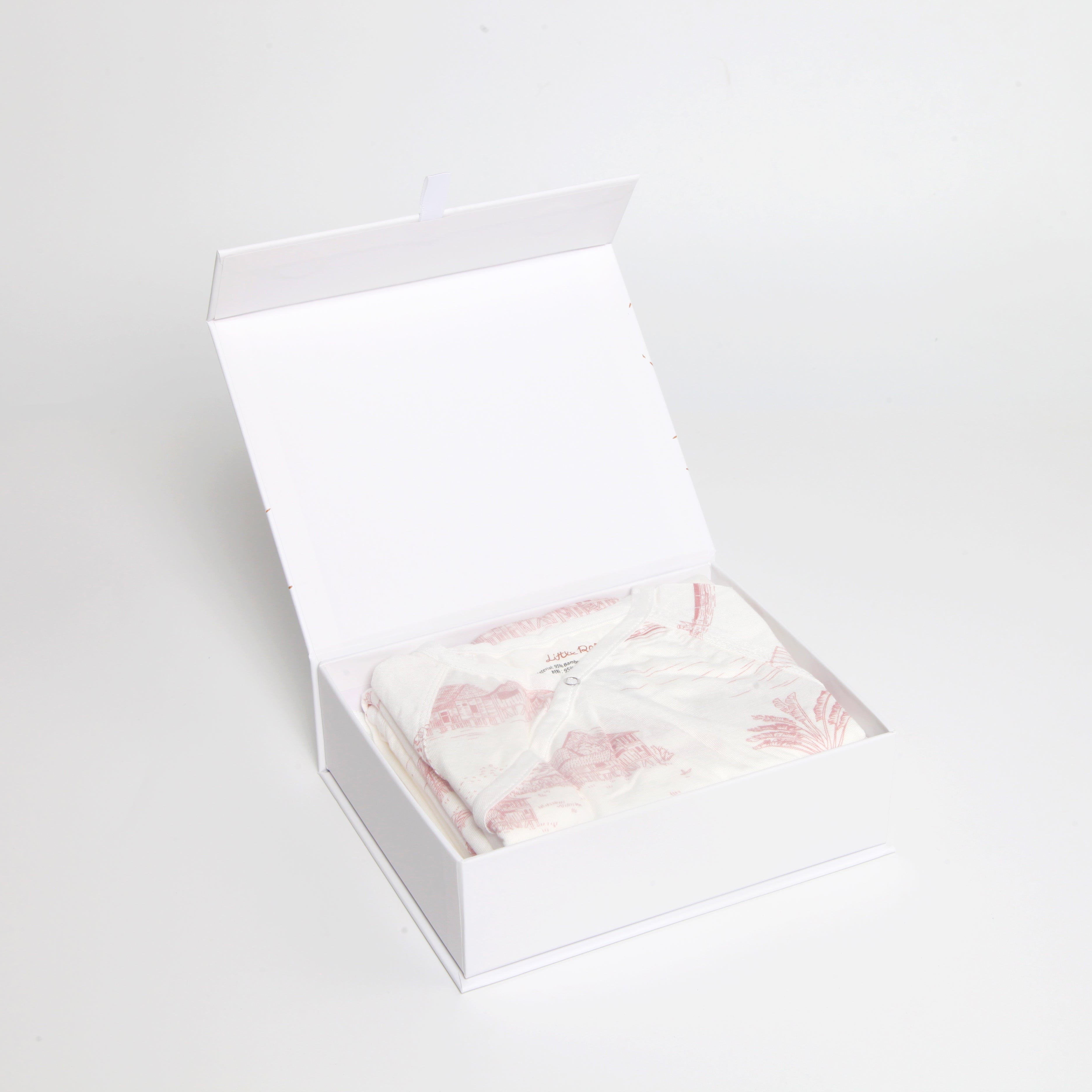 Little Rei gift set of baby clothes, bodysuit and hat, high quality bamboo fabric