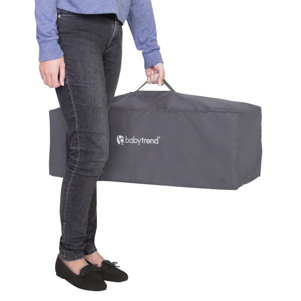 Nôi trẻ em Baby Trend Nursery Center Playard With Bassinet