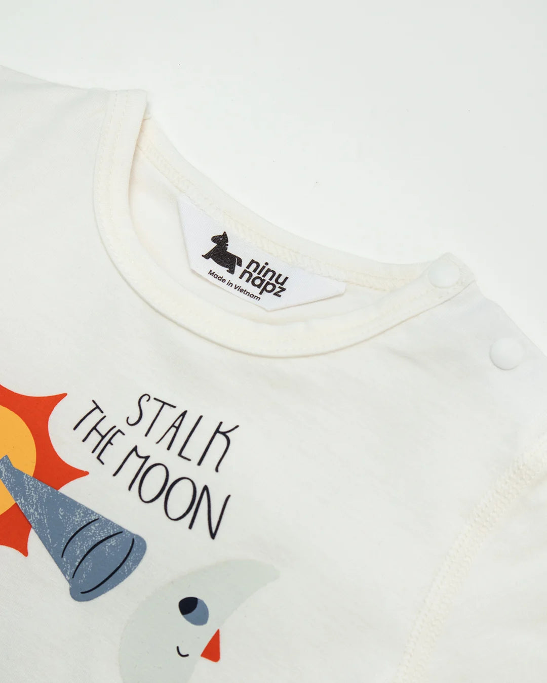 Áo Body Cộc Tay Stalk The Moon Cho Bé Màu Trắng | NINUNAPZ
