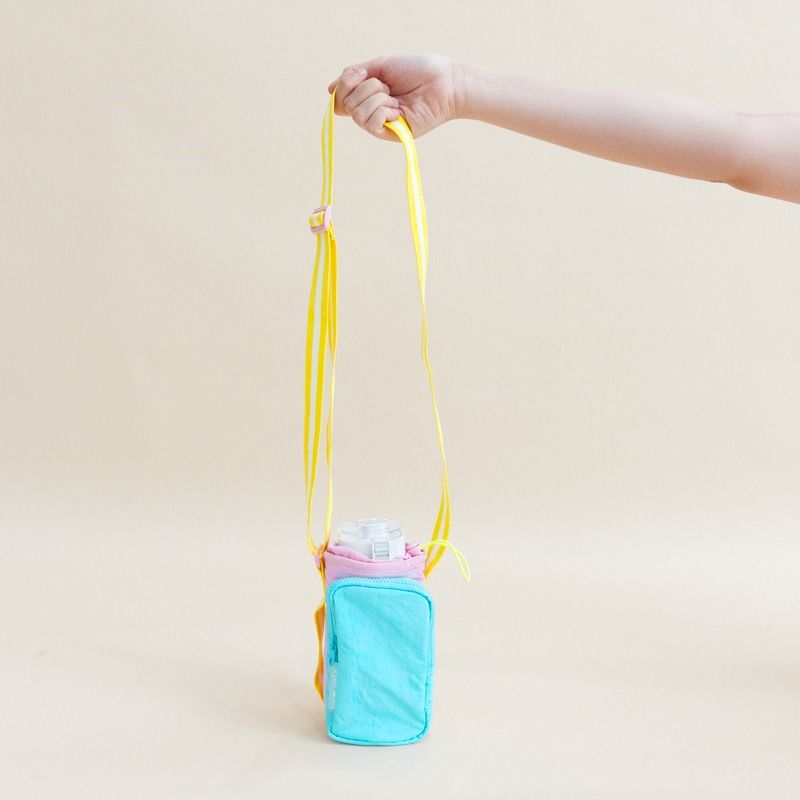 Túi Đựng Bình Nước Có Quai Đeo Le Petit Society Water Bottle Sling Bag