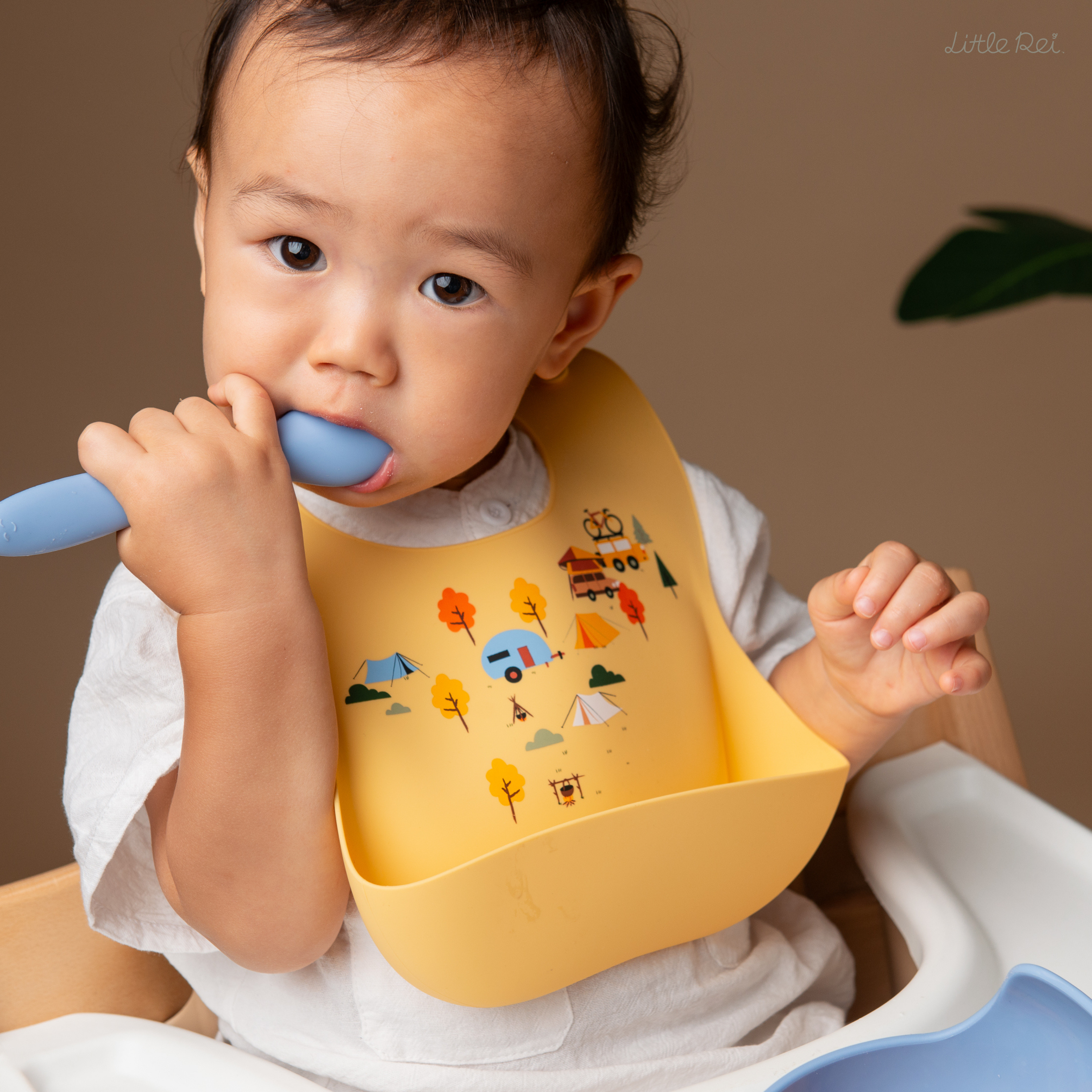 Yếm ăn dặm Silicon Little Rei Rustic