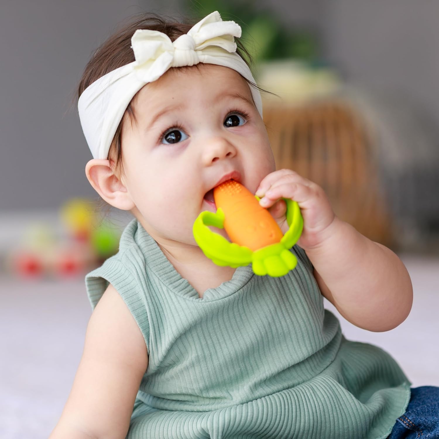 Infantino Gặm Nướu Hình Cà Rốt - Hỗ Trợ Mọc Răng An Toàn