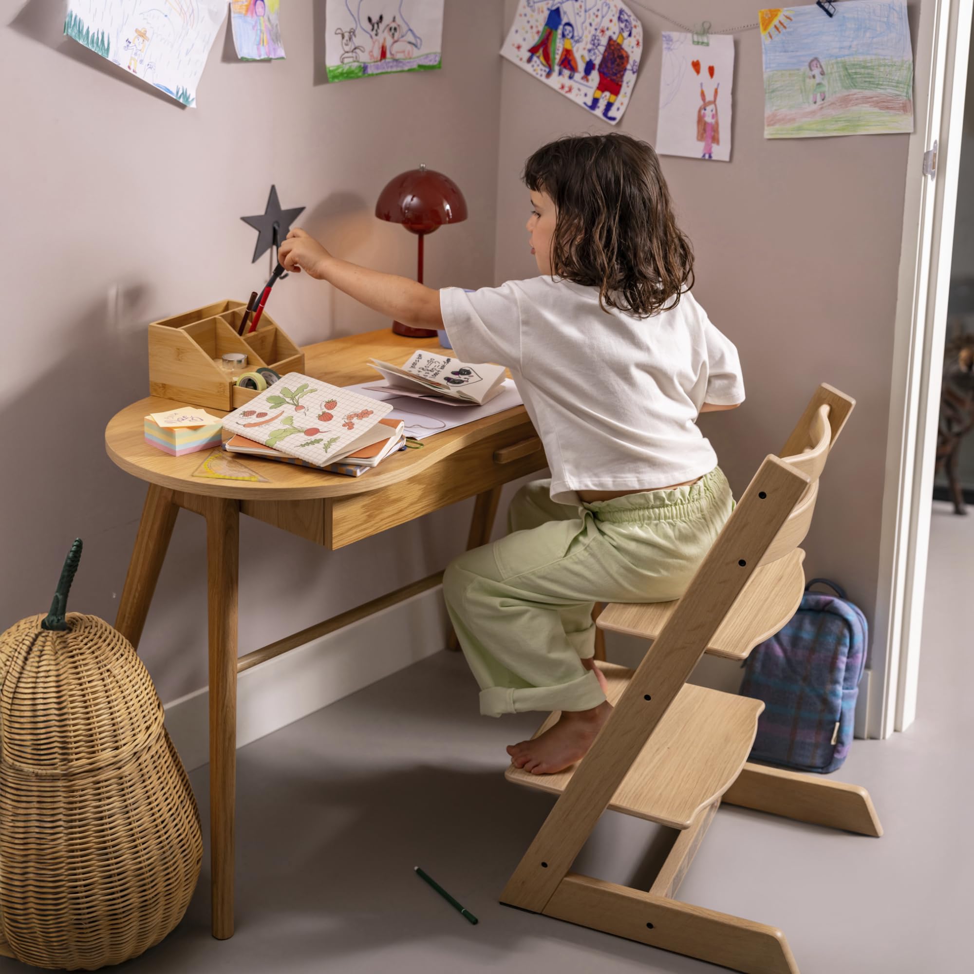 Ghế ăn dặm cho bé cao cấp Stokke Tripp Trapp, tải trọng 136kg, bảo hành 7 năm - Trip Trapp High Chair