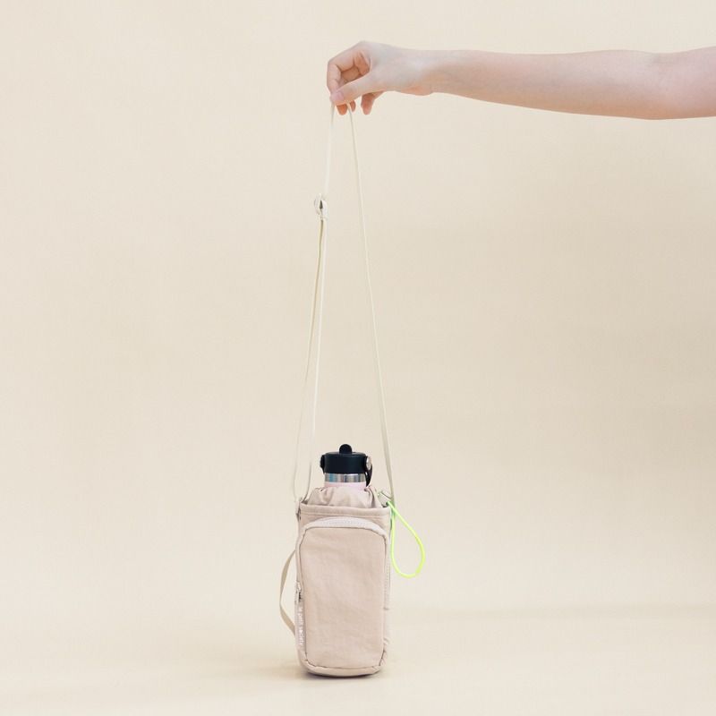 Túi Đựng Bình Nước Có Quai Đeo Le Petit Society Water Bottle Sling Bag