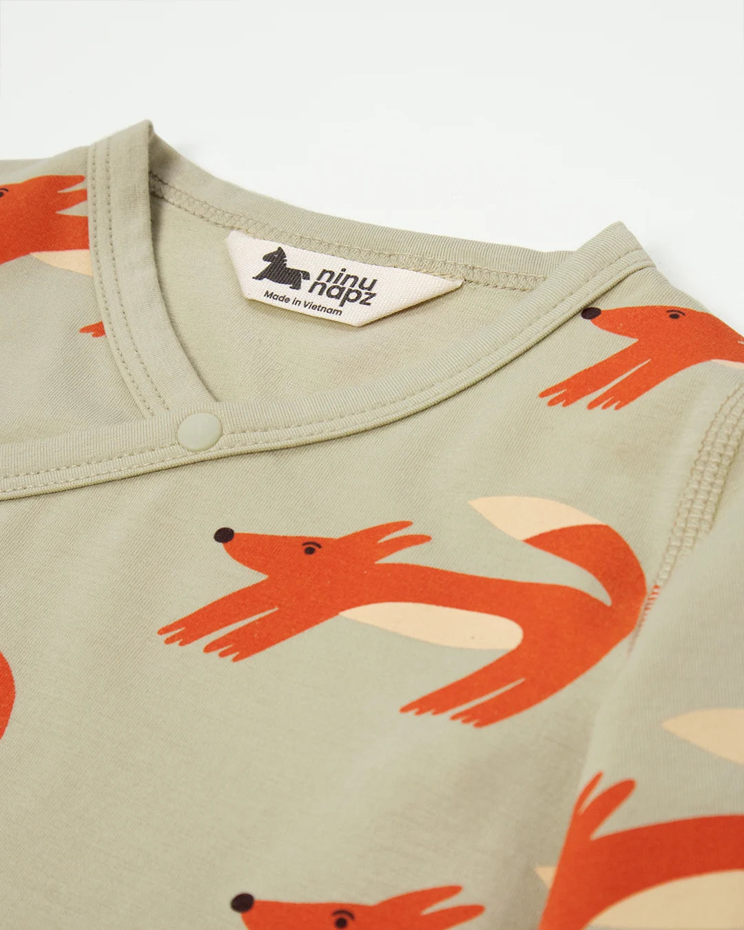 Quần Áo Cho Bé Fox All Over Wrap Body (NB) | NINUNAPZ