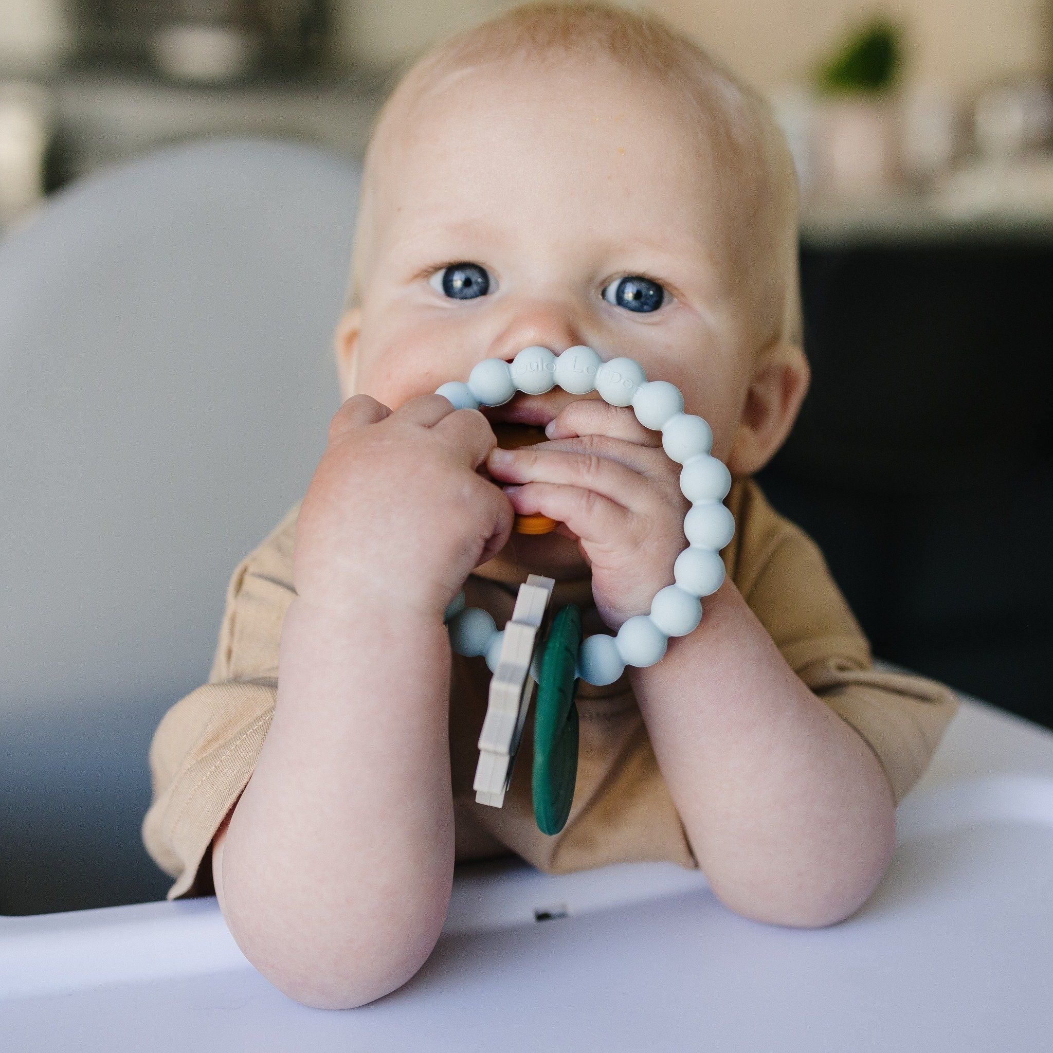 Vòng Gặm Nướu Silicone Cao Cấp Loulou Lollipop Giúp Giảm Đau Và Ngứa Nướu Cho Bé