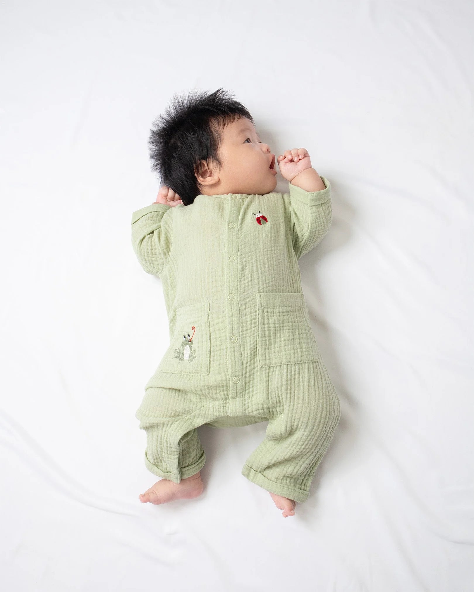 Quần Áo Cho Bé Froggy Bugsy Long Romper (3M-24M) | NINUNAPZ