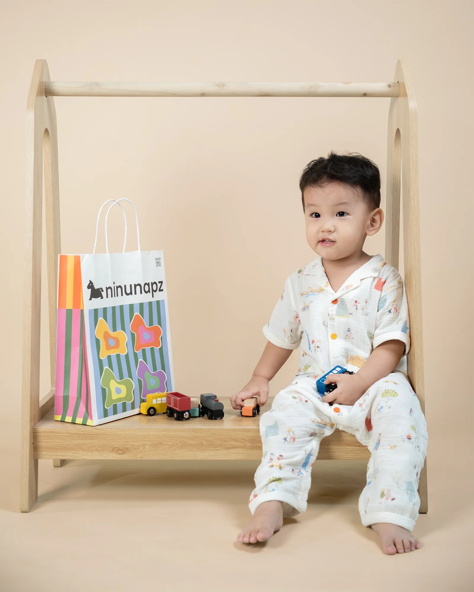 Quần Áo Cho Bé Vi Vu VietNam Flippy Suit (6M-24M) | NINUNAPZ