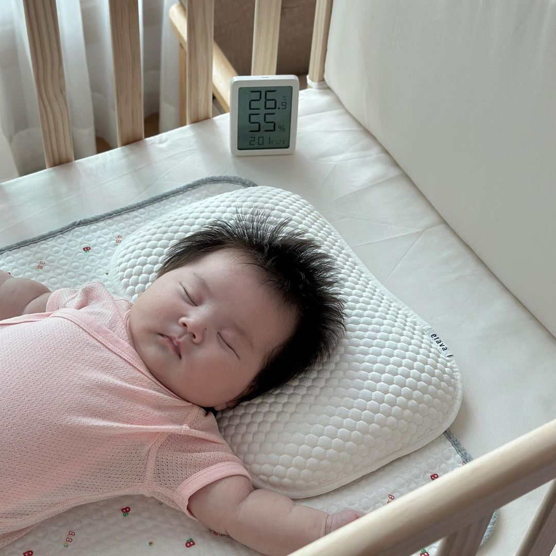 Gối Ngủ Elava Thoáng Khí Mềm Mại, Đàn Hồi, Nâng Đỡ Đầu Cho Bé Từ 0-12 Tháng
